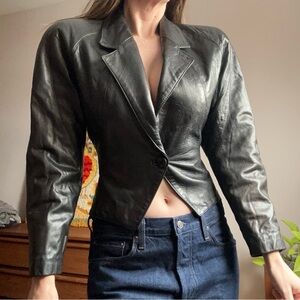 Vintage Danier Women's Black Leather Jacket Padded Shoulder Cinched Waist XS